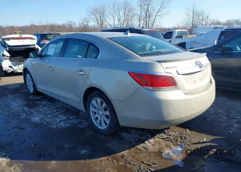 2013 Buick Lacrosse Leather Group z USA, uszkodzony, nr VIN 1G4GC5ER3DF270090